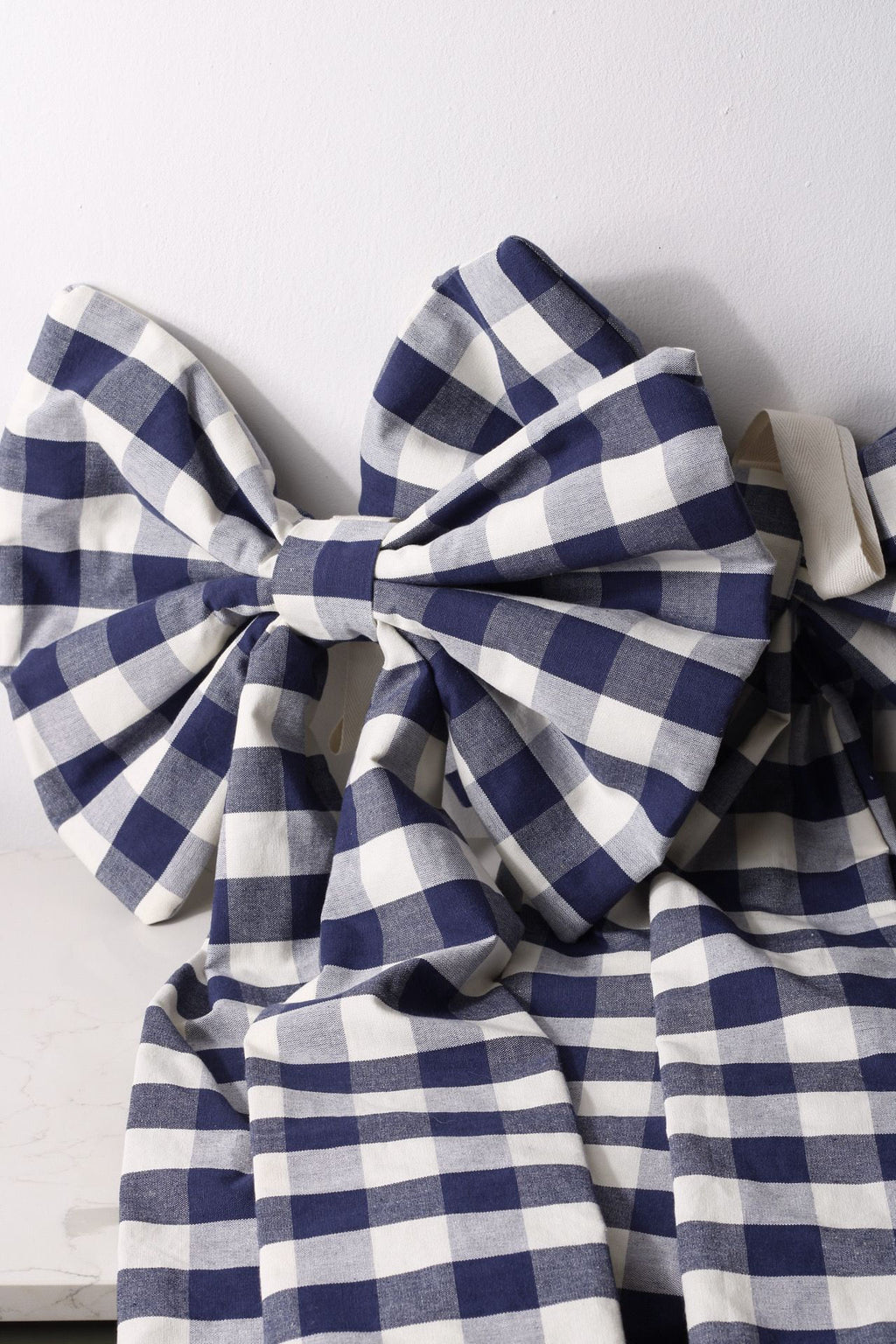 Jumbo Blue Check Bow
