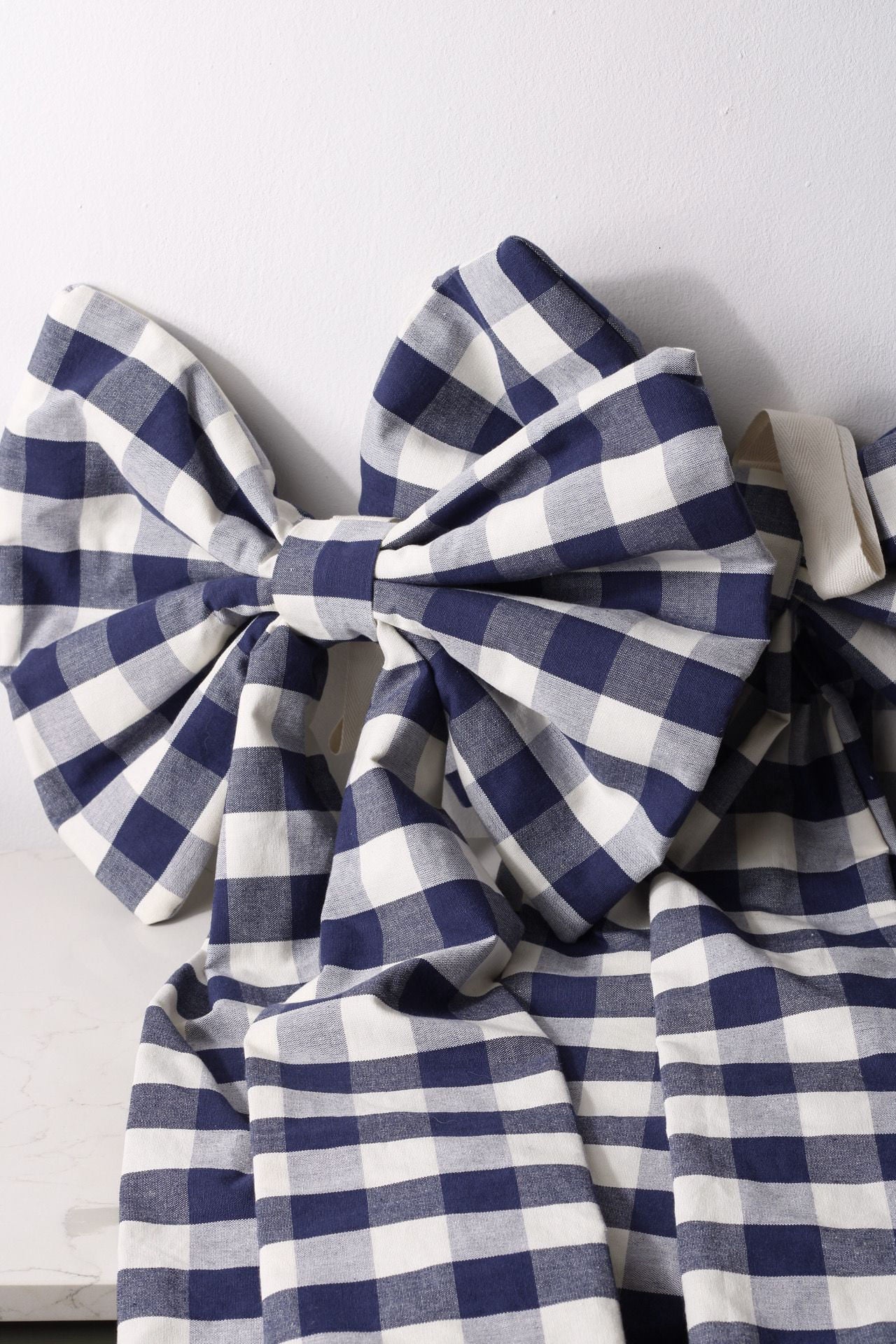Jumbo Blue Check Bow
