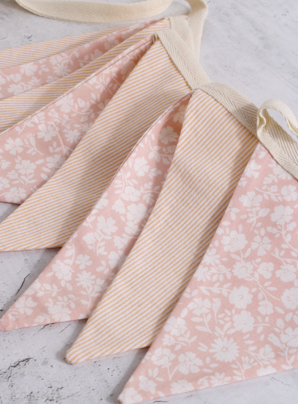 Pink Dainty Bunting