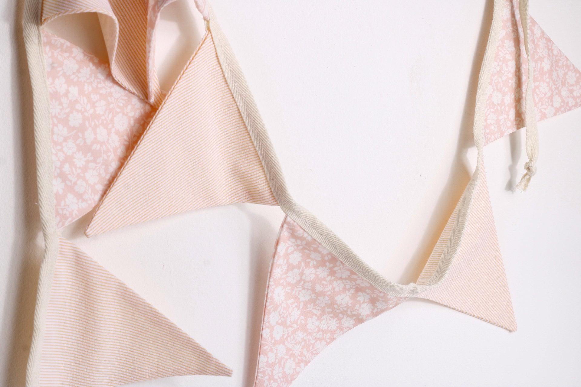 Pink Dainty Bunting